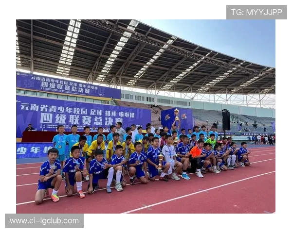 昌乐北大公学足球队奋力拼搏 助力校园体育文化蓬勃发展