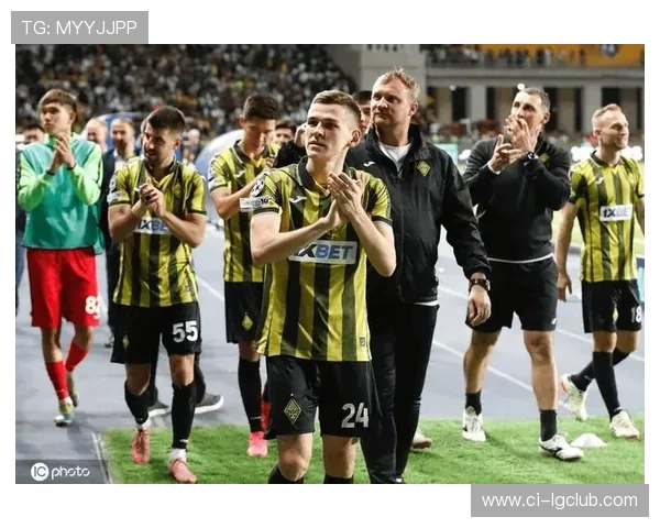 凯尔特人足球队主帅更替分析与未来发展展望 凯尔特人足球队主帅更替分析与未来发展展望