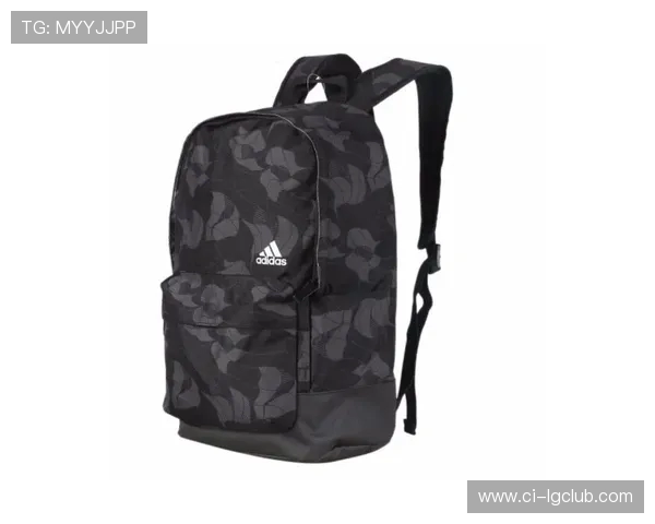 聚焦足球专用双肩背包品牌打造运动装备品质新标准引领未来潮流趋势